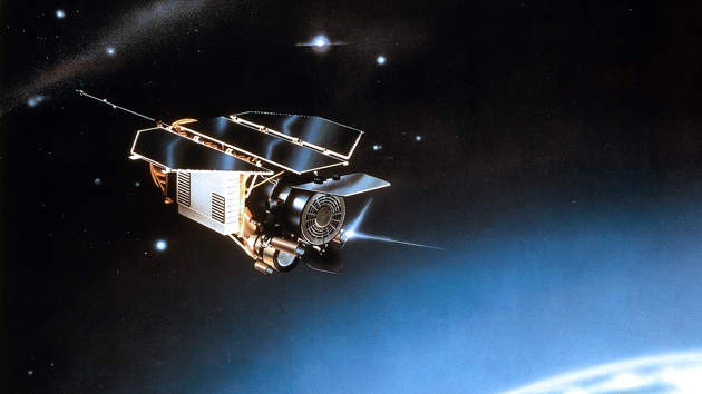 Un satélite en el espacio - Foto:
