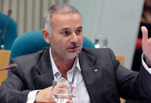 Diputados del FPV echan 5 colaboradores de Victoria y éste abre un bloque aparte El Diputado del PJ Alejandro Victoria - Foto: OPI Santa Cruz/Francisco Muñoz