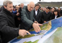 Le piden al gobierno que suspenda todas las obras de los empresarios del cuaderno, entre ellas las represas en Santa Cruz