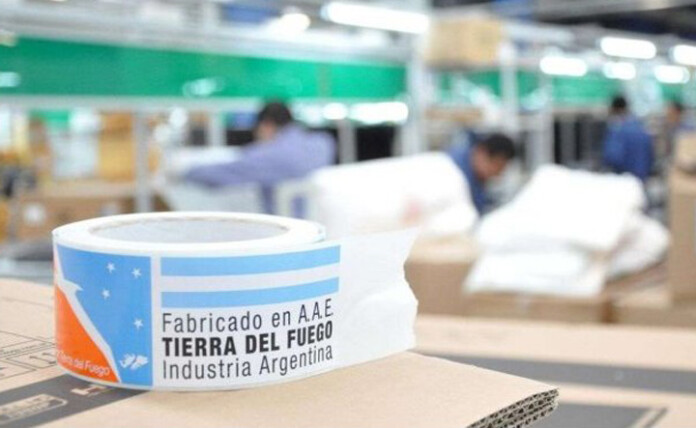 En Tierra del Fuego cayeron mal las declaraciones de Javier Milei sobre el Régimen Industrial que lo calificó de “estafa” y prometió abolirlo