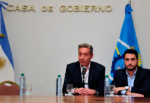 En Chubut el gobernador acusa al FPV y Cambiemos de golpe institucional