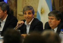 El Banco Central pondrá una banda de flotación para estabilizar el precio del dólar