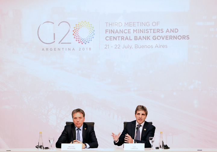 Nicolas Caputo y el ministro de Hacienda y Finanzas, Nicolás Dujovne ayer en el G20 - Foto: Prensa G20