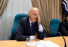 CON LA COMPLICIDAD DE ALGUNOS MEDIOS, FERNANDO COTILLO INTENTÓ EXPLICAR LA IRREGULARIDAD DE SU ESPOSA EN EL HZCO, PERO NO LO LOGRÓ