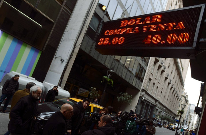 El Central sale a vender US$ 500 millones para tratar de calmar el dólar