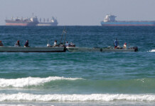 Irán desafía a Estados Unidos y saca sus buques de guerra al mar