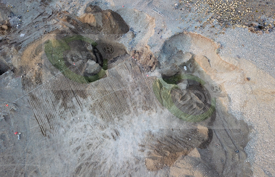 Las excavaciones realizada en la estancia Cruz Aike, propiedad de Lázaro Báez ubicada a 70km de El Calafate, la Gendarmería Nacional allana el lugar desde el día sábado – Foto: OPI Santa Cruz/Francisco Muñoz