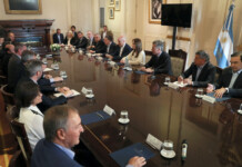 Ocho gobernadores del PJ van por su reelección y se desmarcan de la presidencial Reunión del presidente Mauricio Macri con los gobernadores esta tarde en el Salón Eva Perón de la Casa Rosada - Foto: Presidencia