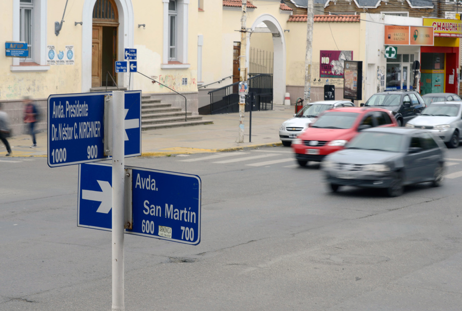 Proyecto para cambiarle el nombre a la calle Néstor Kirchner. Los fundamentos: la corrupción y lo irregular del procedimiento para renombrar a J.A Roca - Foto: OPI Santa Cruz/Francisco Muñoz