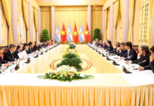 Acuerdos y promesa de negocios, la conclusión del primer día de Macri en Vietnam