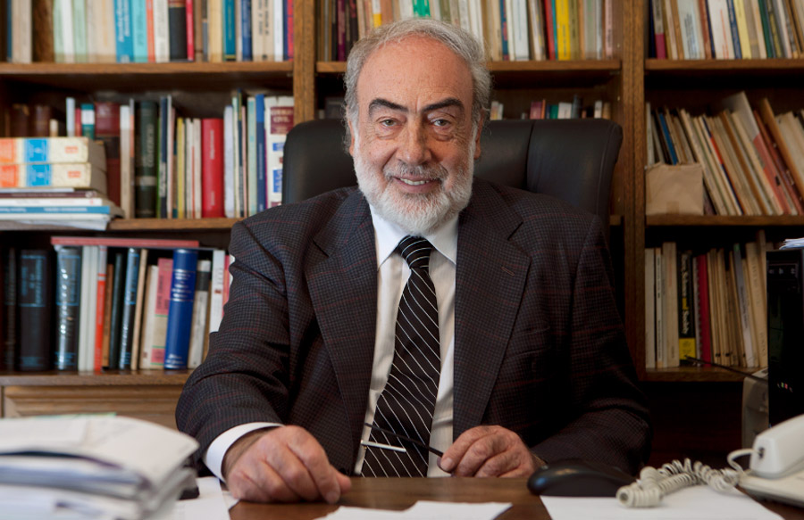 Catalogan al Dr Barcesat como “empleado de Santa Cruz” y de YCRT salieron a cruzarlo por sus declaraciones