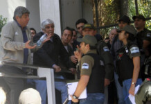 Hugo Moyano le apuntó a Mauricio Macri tras el allanamiento: “Señor presidente, no siga haciendo estupideces”