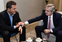 Massa selló su acuerdo con los K, pero no definió si los enfrentará en las PASO Massa selló su acuerdo con los K, pero no definió si los enfrentará en las PASO
