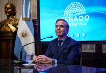 El “Plan PJ” que llevó Miguel Pichetto al Gobierno: contener díscolos y “neutralizar” gobernadores El “Plan PJ” que llevó Miguel Pichetto al Gobierno: contener díscolos y “neutralizar” gobernadores