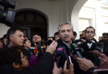 Alberto Fernández evalúa un aumento generalizado para los sueldos bajos, jubilaciones y planes sociales Alberto Fernández en Río Gallegos el pasado mes de mayo - Foto: OPI Santa Cruz/Francisco Muñoz