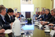 El Gobierno posterga la ley de refinanciación de la deuda para buscar un acuerdo con el peronismo