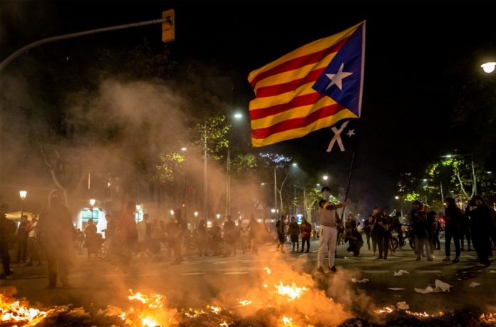 Cataluña: 30 detenidos por los disturbios durante las protestas independentistas
