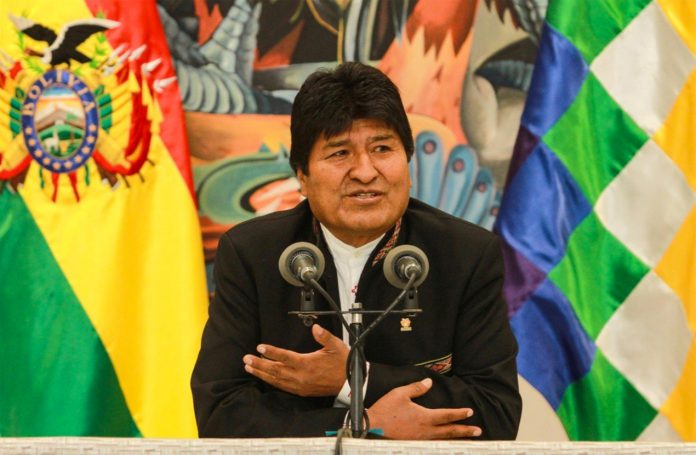 Bolivia: con el 97,5% de los votos escrutados, Evo Morales está a 0,15 puntos de evitar el balotaje