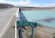 El Río Santa Cruz, en su cause se están construyendo las represas Condor Cliff y La Barrancosa - Foto: OPI Santa Cruz/Francisco Muñoz