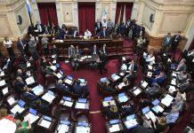 Extraordinarias: los interbloques menores vuelven a ser claves Las cámaras de Diputados y Senadores repudiaron el "golpe de Estado en Bolivia"