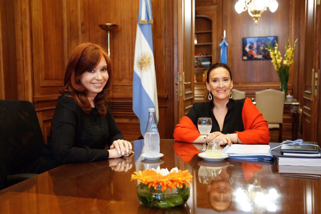 Cristina se juntó con Carlos Menem, sumó a Adolfo Rodríguez Saá y tendrá un “superbloque” de 42 senadores