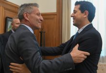 La crítica situación económica arrastra a varias provincias en el inicio del año Arcioni volvió con las manos vacías desde Buenos Aires y le impusieron un “fuerte compromiso minero”. Nuevo frente de conflicto