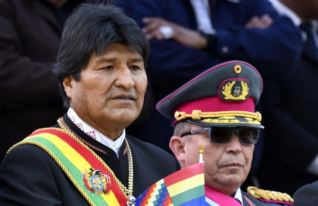 El ex jefe de las FF.AA. de Bolivia le responde a Evo Morales: “Cómo puede ser golpe de Estado, no me quedé como presidente”