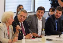 El Gobierno delinea la ley de Solidaridad y Reactivación Productiva y llama a extraordinarias El Gobierno delinea la ley de Solidaridad y Reactivación Productiva y llama a extraordinarias