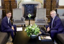 Cristina Kirchner le pidió a Alberto Fernández que apoye la suba de impuestos que impulsa Axel Kicillof