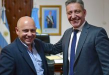 Chubut aprobó la controvertida ley de “Renta Hídrica” técnicamente inaplicable e inconstitucional, advierten desde los sectores políticos El Vicegobernador Sastre “convenció” a APEL de levantar el paro pagando solo el 50% de lo que le deben y el gremio dice que el Ejecutivo “no lo llamó” (¿?)