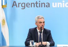 El Gobierno confirma el congelamiento por 120 días del boleto de colectivos y trenes El Gobierno confirma el congelamiento por 120 días del boleto de colectivos y trenes