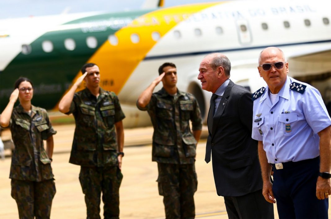 Coronavirus: El avión de Brasil enviado a China podrá rescatar otros sudamericanos