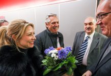 Alberto Fernández se juega a conseguir el apoyo de Merkel para que el FMI acepte renegociar Alberto Fernández se juega a conseguir el apoyo de Merkel para que el FMI acepte renegociar