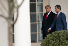 Sorpresivo giro de Trump: desairó a Guaidó y dijo que se reuniría con Maduro Juan Guaidó fue recibido por Trump y se anotó un éxito en su gira internacional