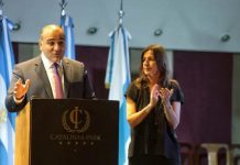 EL CINISMO DEL RELATO QUE OCULTAN LOS INMORALES DESDE EL PODER Y LOS MEDIOS EL CINISMO DEL RELATO QUE OCULTAN LOS INMORALES DESDE EL PODER Y LOS MEDIOS