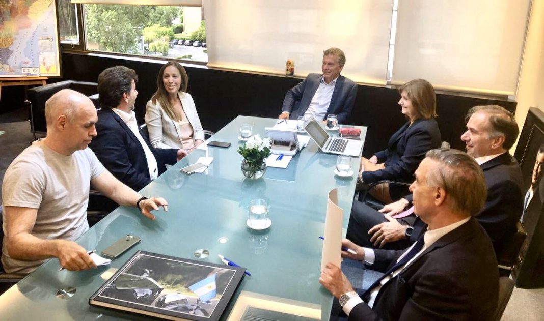 Mauricio Macri reunió a la mesa del PRO y pidió endurecer el rechazo a la reforma judicial del Gobierno