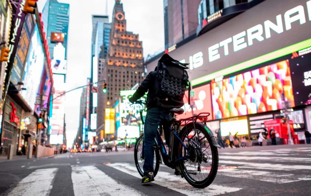 Nueva York: un ejército de repartidores en bici para alimentar a la ciudad