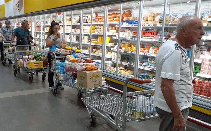 Las nuevas reglas que deberán cumplir los supermercados
