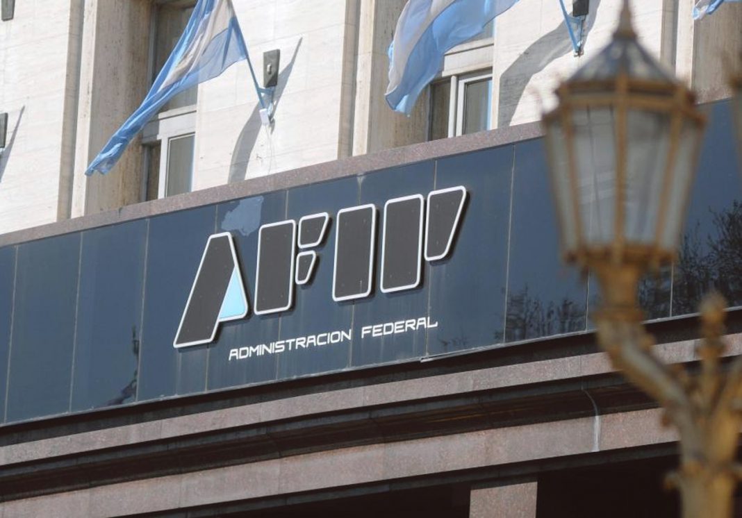 La AFIP pide un polémico permiso para ingresar en un plan de asistencia