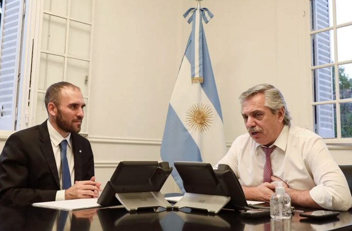 Martín Guzmán les respondió a los bonistas: 