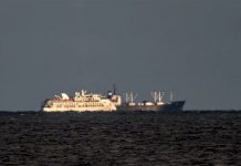 Uruguay, en vilo por un crucero con 80 pasajeros infectados Uruguay, en vilo por un crucero con 80 pasajeros infectados