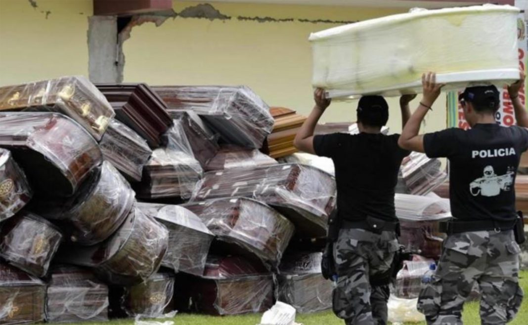 Ecuador: retiran unos 700 cadáveres de las casas en Guayaquil