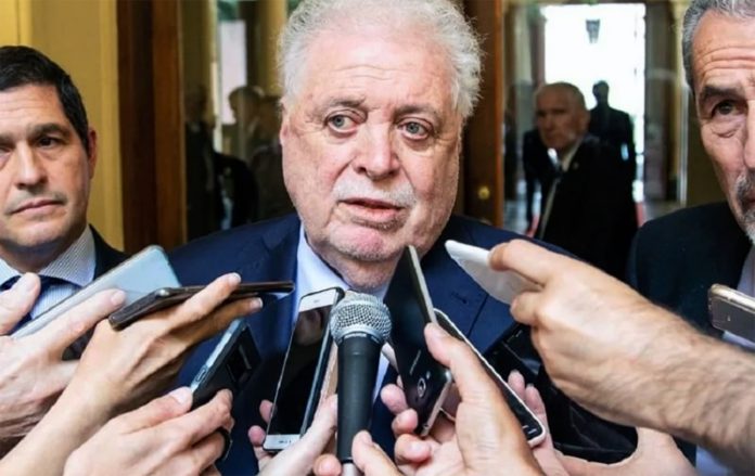 El Gobierno prometió a las clínicas trabajar 