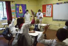 Uruguay: las tres etapas con las que los alumnos volverán a las clases presenciales