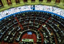 Diputados prorroga las sesiones remotas y votan los cambios en el Impuesto a las Ganancias la semana que viene Fuerte polémica por los superpoderes en la primera sesión virtual en Diputados - Foto: Telam