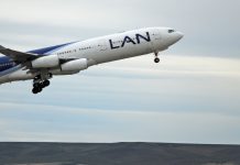 Latam transporta vacunas de manera gratuita donde tiene vuelos domésticos LAN deja de volar en Argentina – Foto: OPI Santa Cruz/Francisco Muñoz