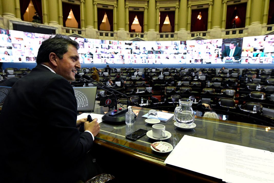 El presidente de la Cámara de Diputados, Sergio Massa, durante la sesión remota de la Cámara Baja - Foto: Telam