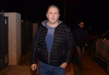 Facundo Ezequiel Gómez, negó conocer que Facundo Zaeta y Fabián Gutiérrez se relacionaran sentimentalmente Cuatro detenidos relacionado con la desaparición de Gutierrez. Apellidos conocidos en El Calafate y más procedimientos en busca del ex secretario de CFK