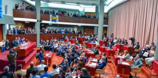 Otro bochorno legislativo en Chubut: se suspendió la sesión en la Legislatura