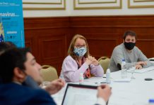 MEDIDAS RESTRICTIVAS DE CIRCULACIÓN Y REUNIONES, DICTADAS POR EL GOBIERNO DE SANTA CRUZ Santa Cruz recibió 5 mil millones de pesos por el Covid-19 ¿Hay relación entre los fondos remitidos y la calidad de inversión realizada?